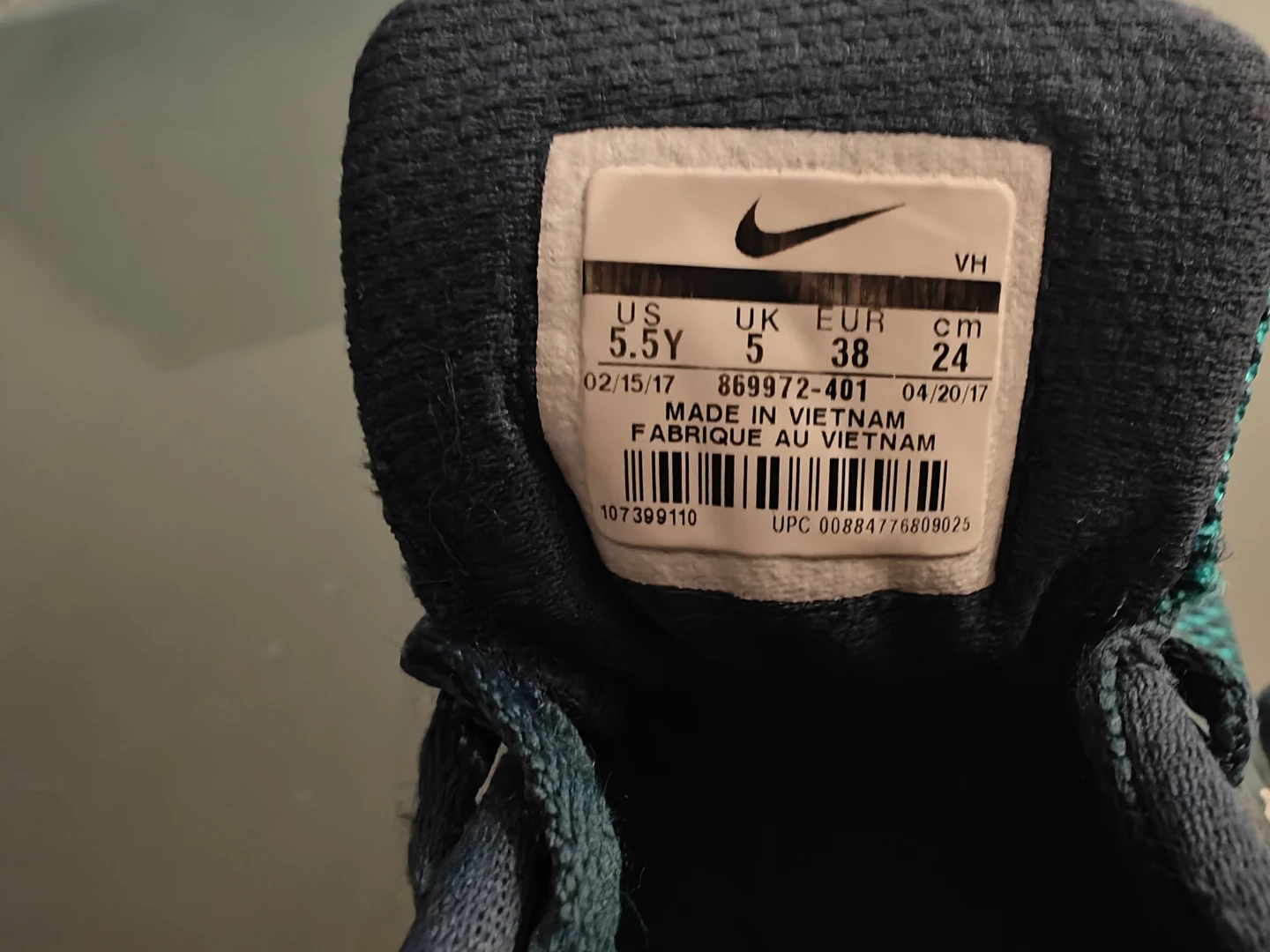 Nike kids running shoes - photo 3