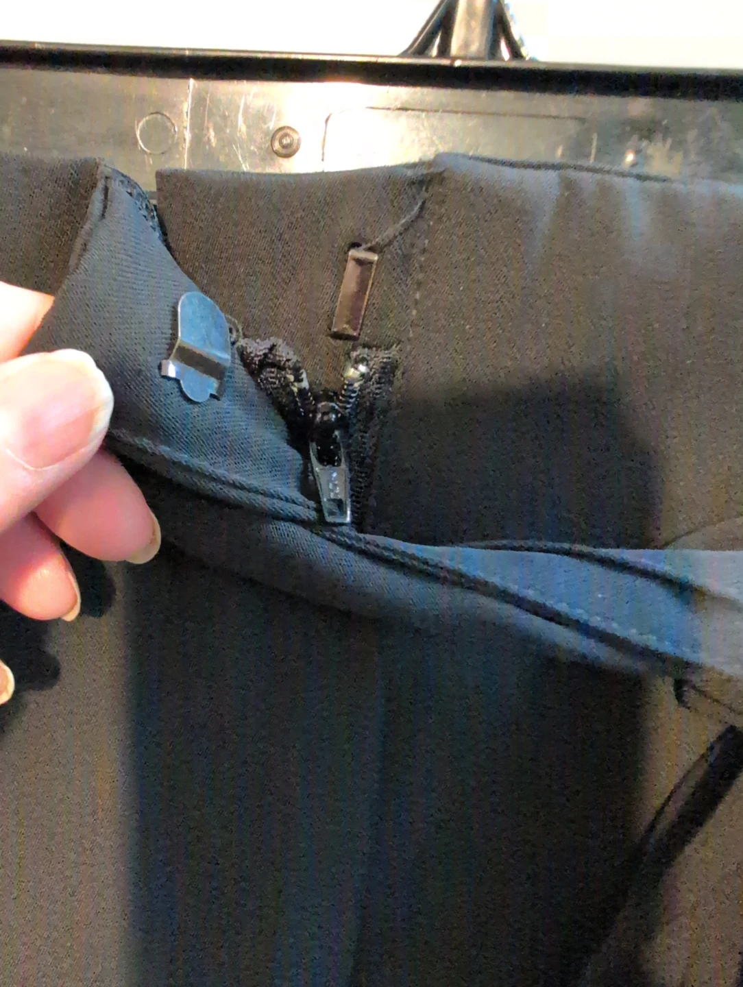 Black high waisted tie belt shorts - photo 5