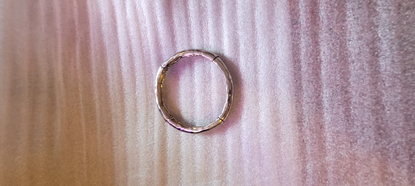Silver Tone Bangle Bracelet - photo 4
