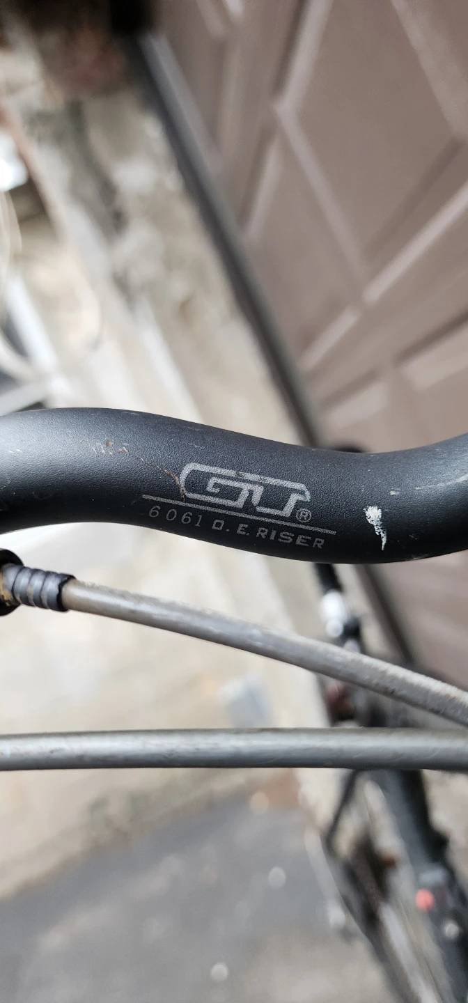 GT Mountain Bike - Very Light Bike - photo 4
