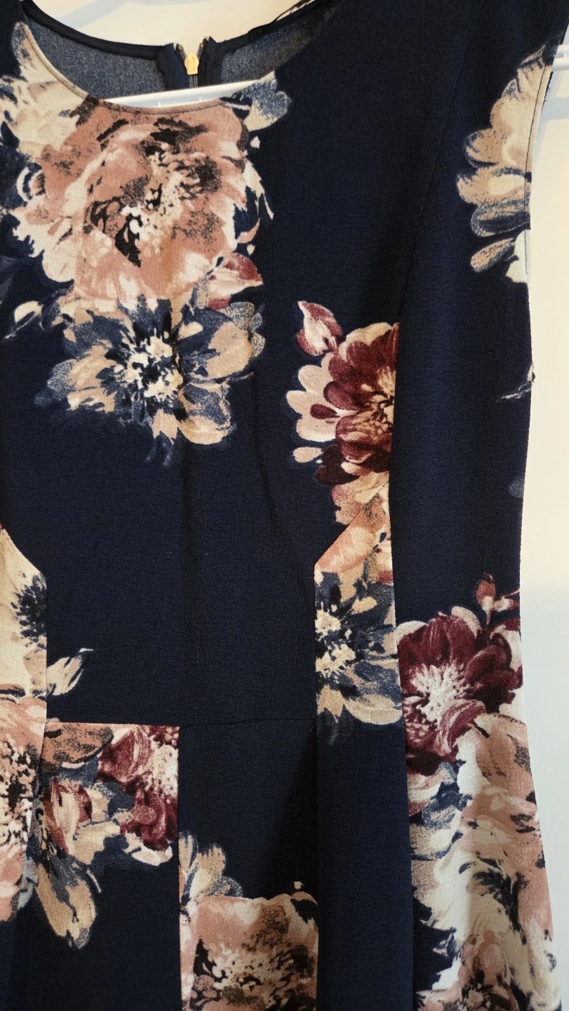 Navy Floral Sleeveless Dress - photo 2