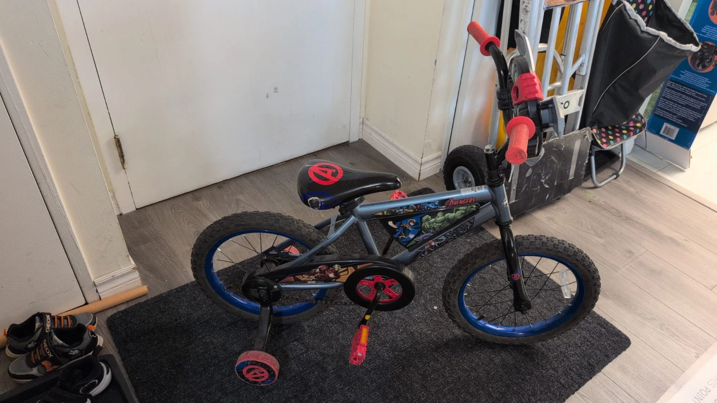 Marvel Avengers Kids Bicycle with Training Wheels