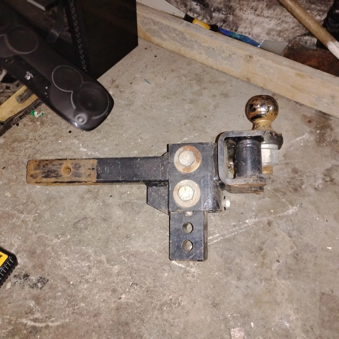 Weight Distribution Hitch Ball Mount