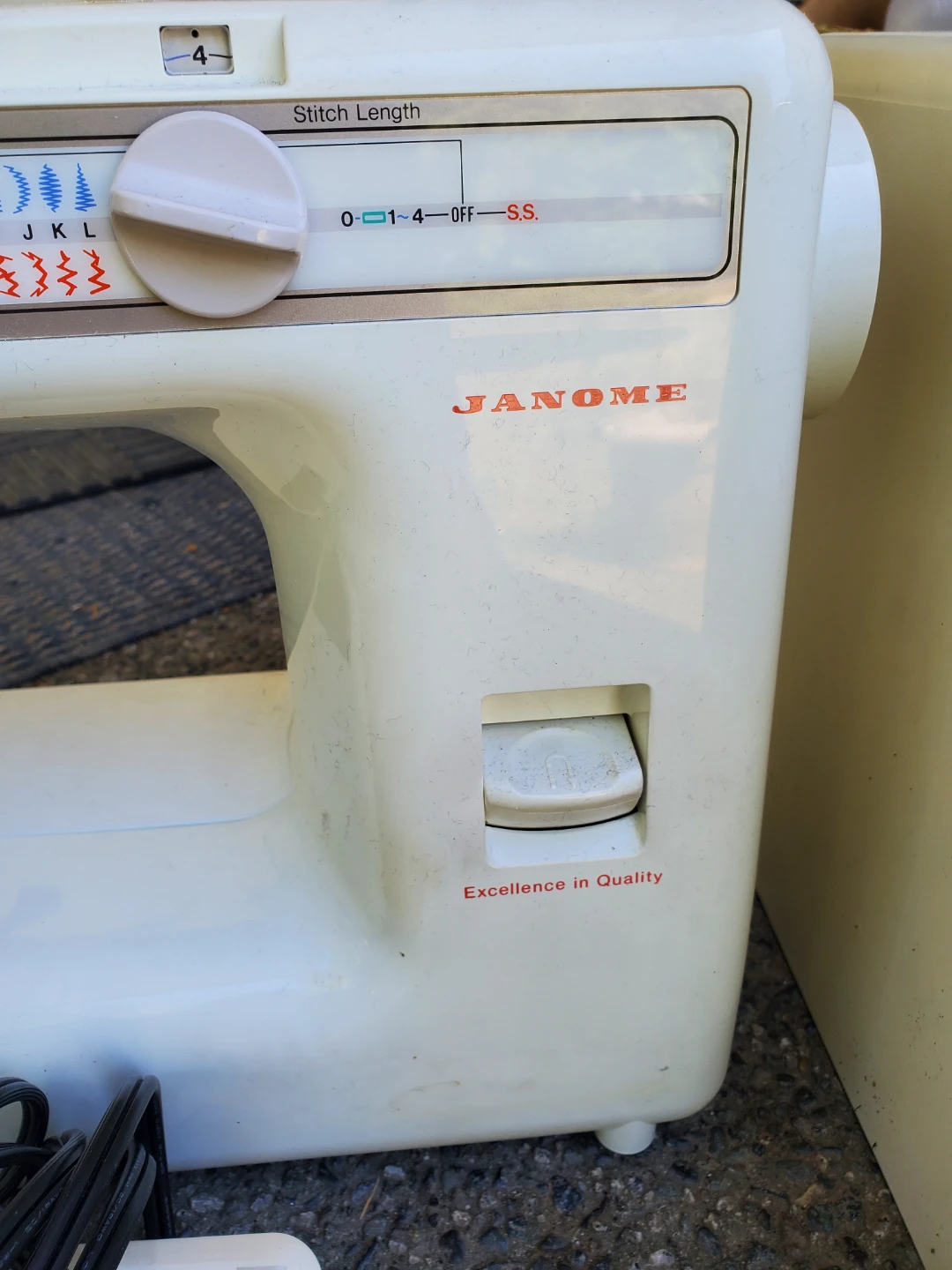 Janome  sewing machine - photo 5