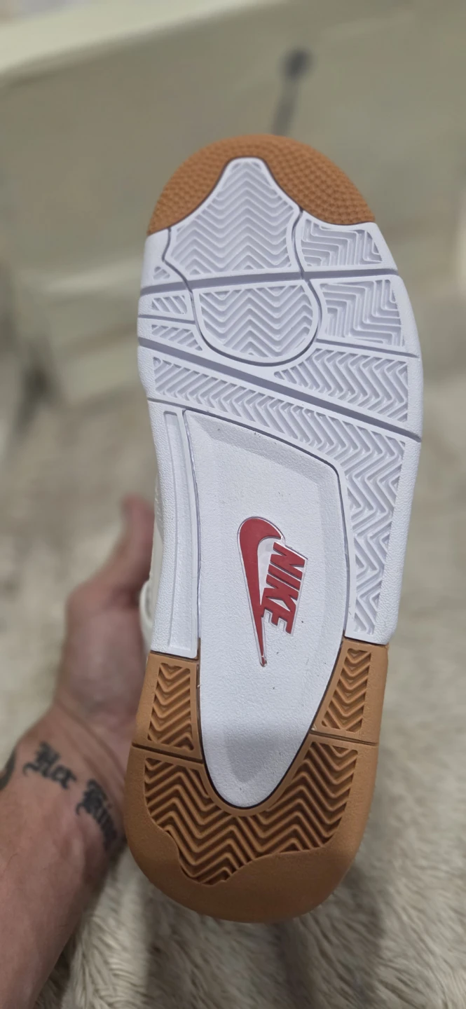 Nike Air Jordan 4 SB "Pine Green" Sneakers - photo 4