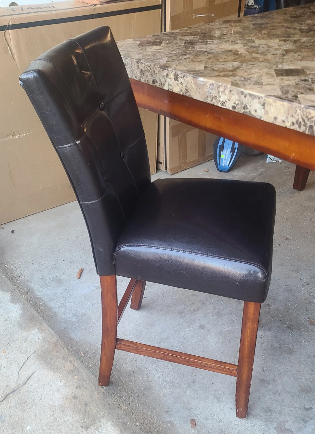 Set of 4 Black Faux Leather Bar Stools - photo 4
