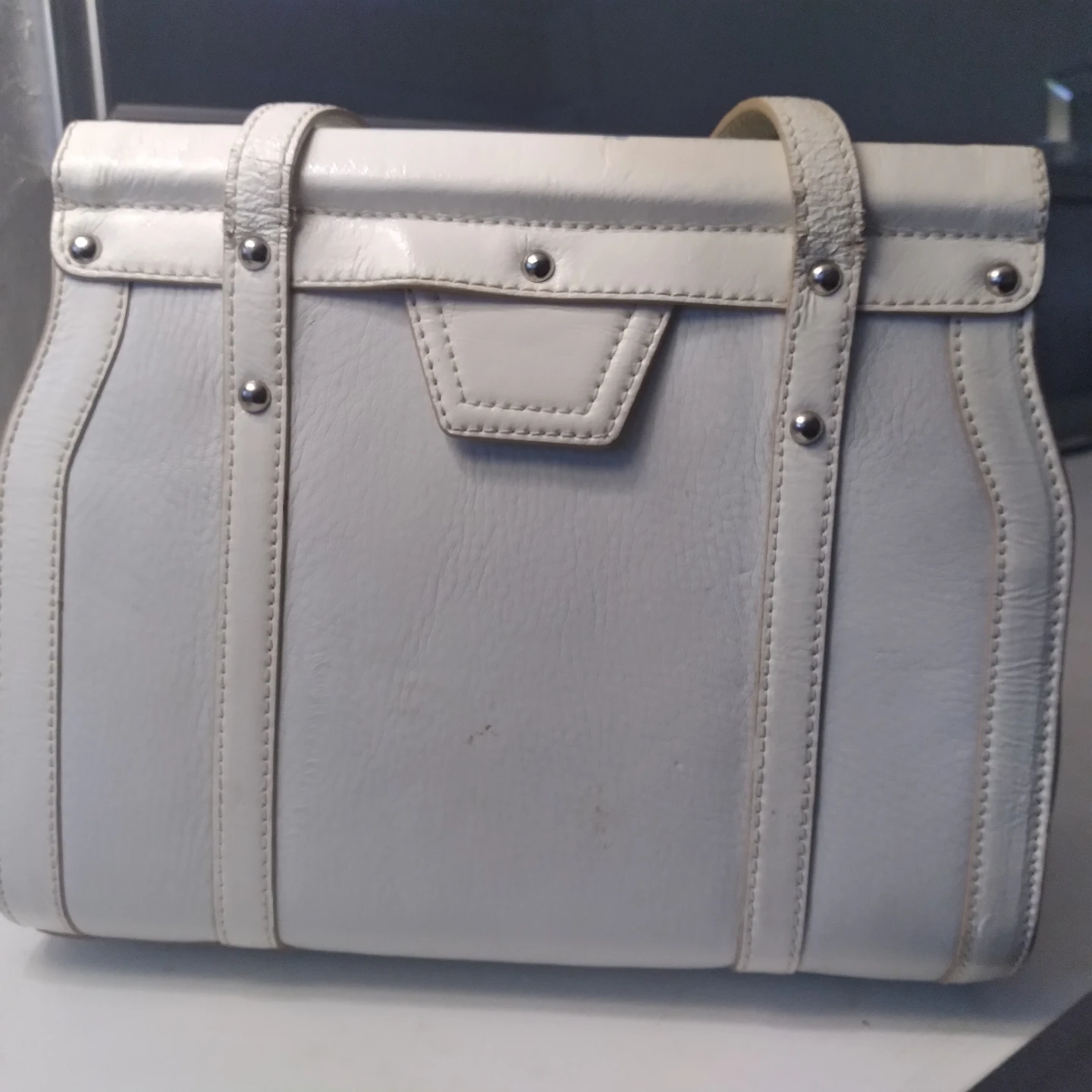 White MAXXIMUM Satchel Handbag - photo 2