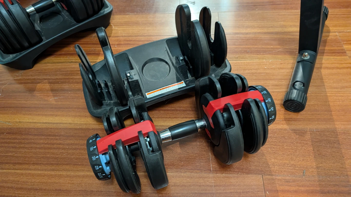 Adjustable Weight Bench and Adjustable Dumbbells Set - photo 2
