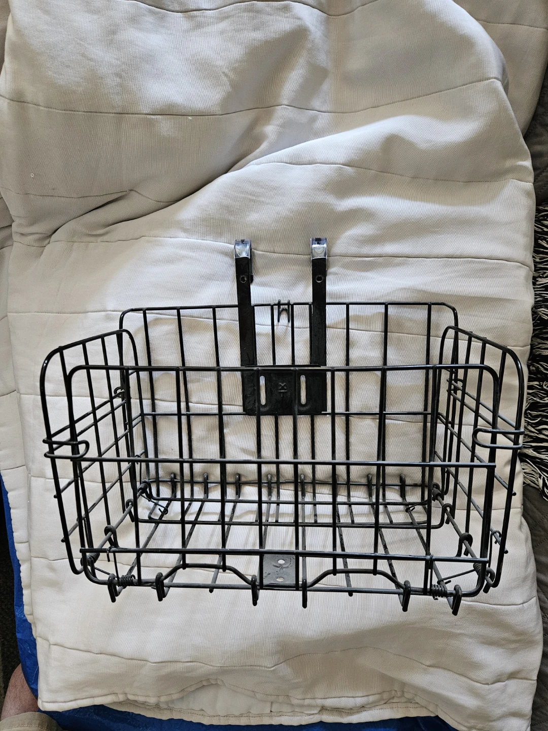 Black Wire Bicycle / Bike Basket - Collapsable  - gently used