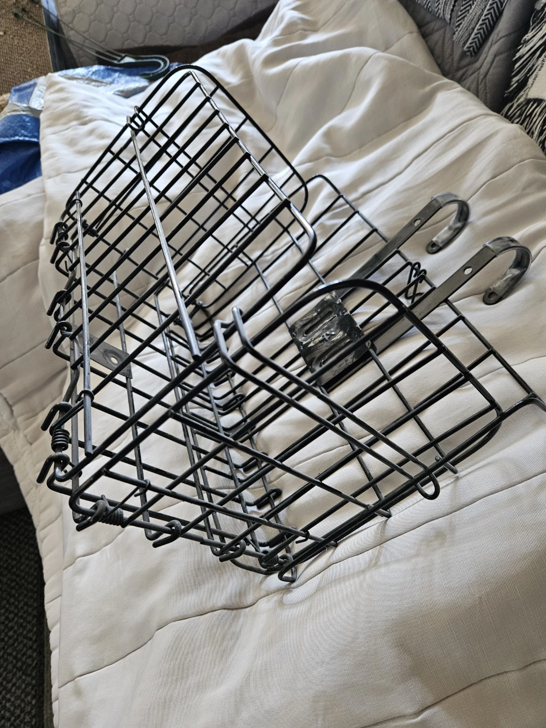 Black Wire Bicycle / Bike Basket - Collapsable  - gently used - photo 2