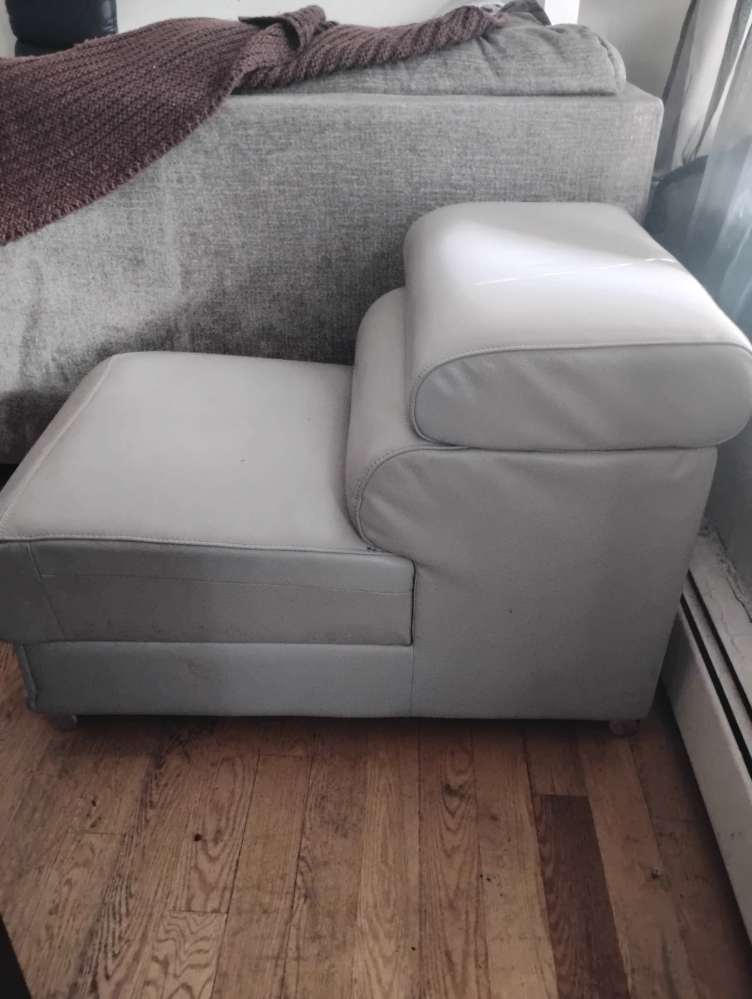 Armless modular sectional seat / chair with headrest - photo 3