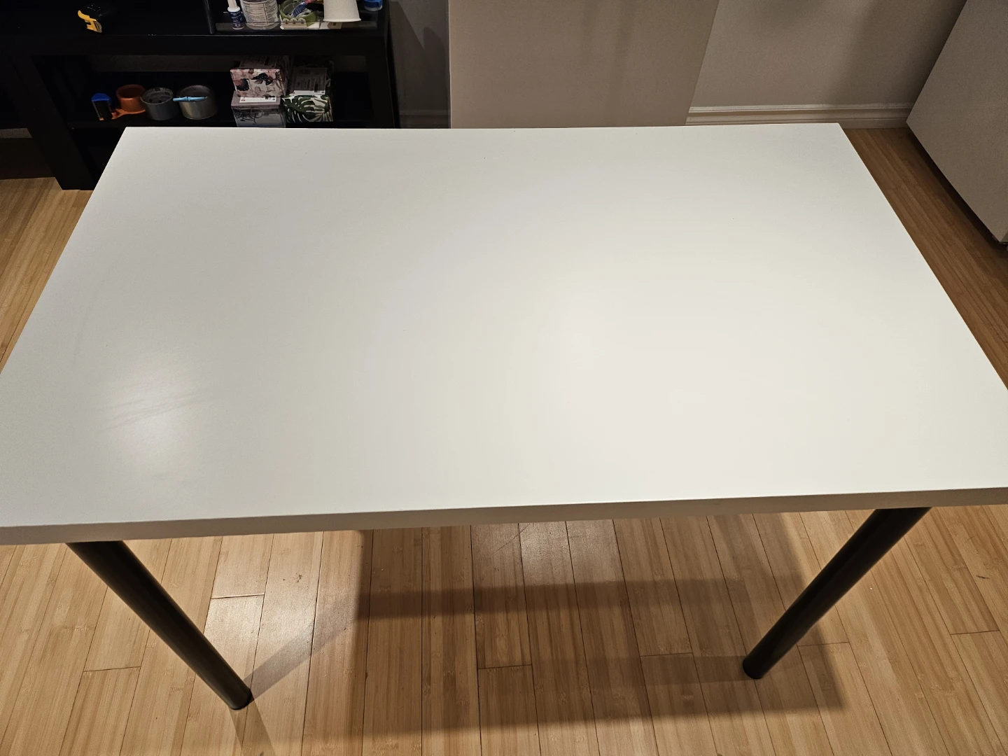 White Table with Black Legs - photo 4