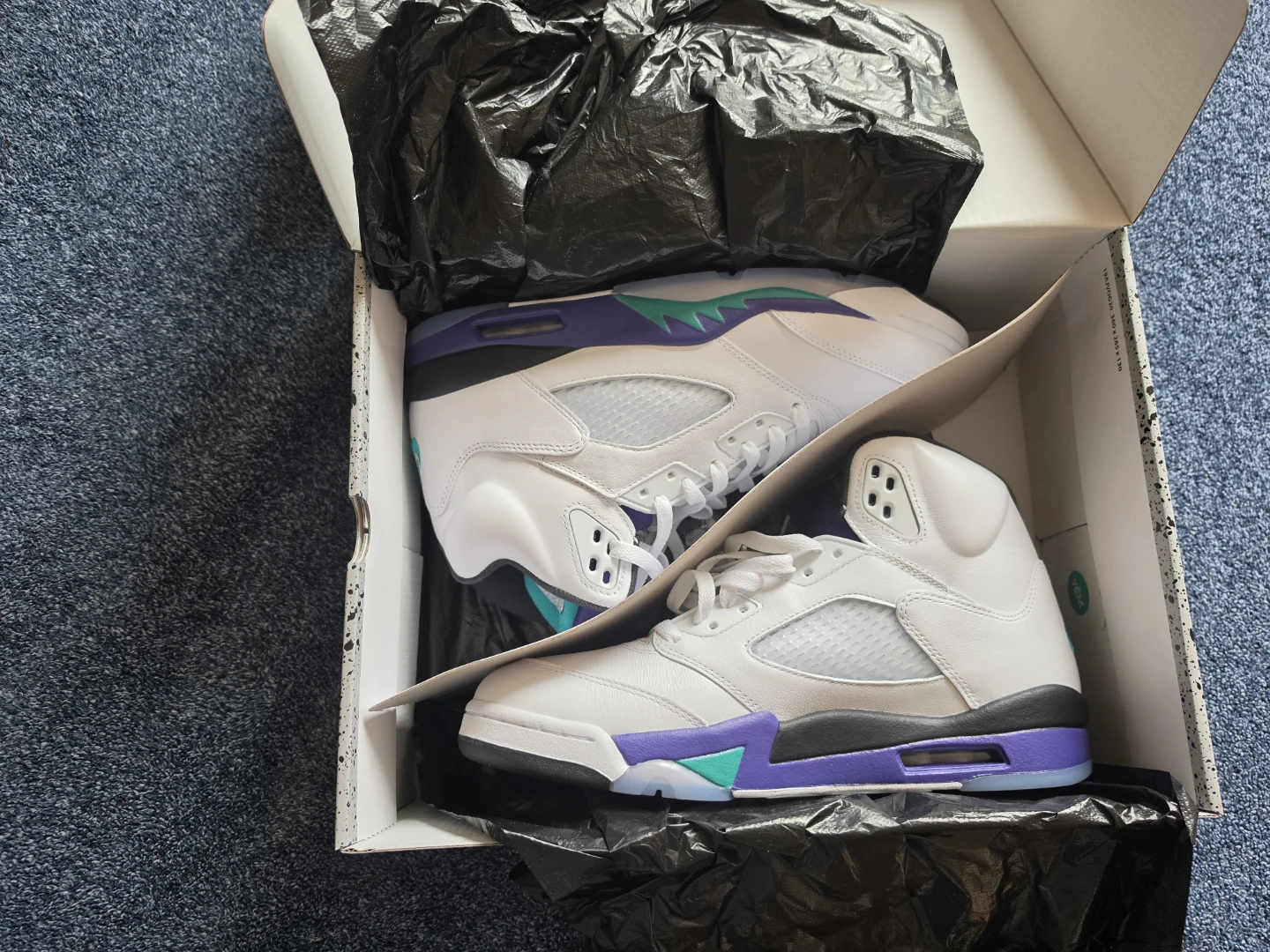 Air Jordan 5 Retro White/Grape (size11) - photo 2
