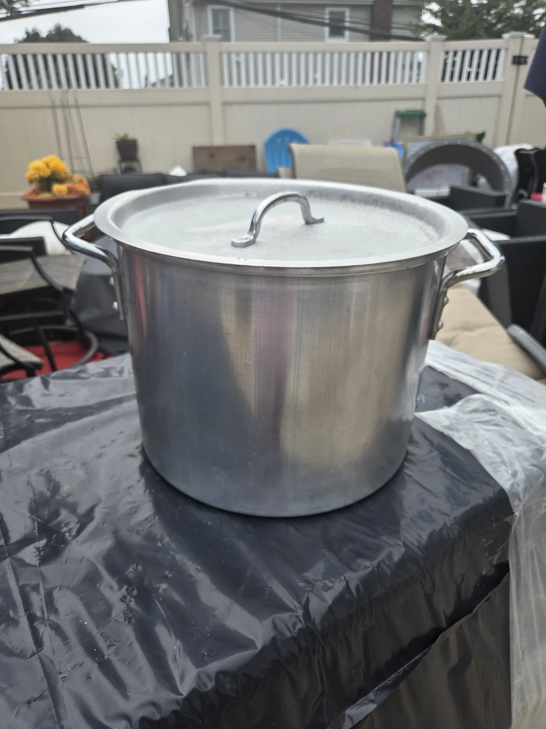 Large Stock Pot with Lid