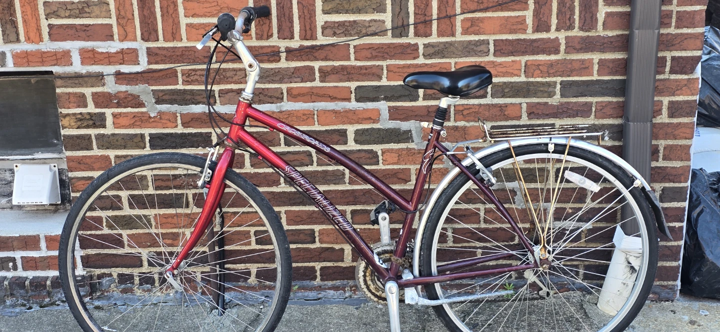 Specialized Crossroads Women's Hybrid Bike - Red - photo 2