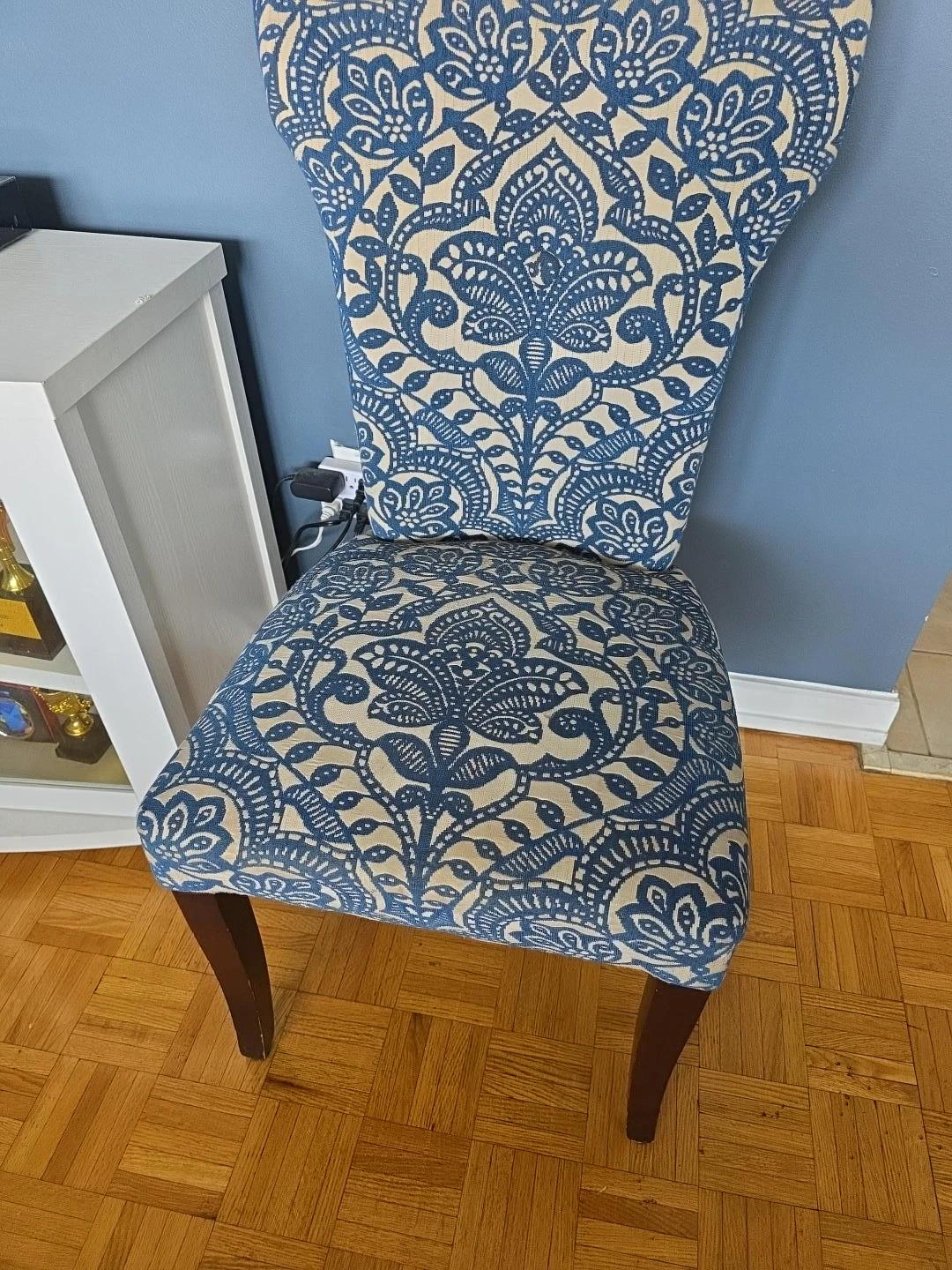 Accent Chair - Blue & Cream Damask Pattern
