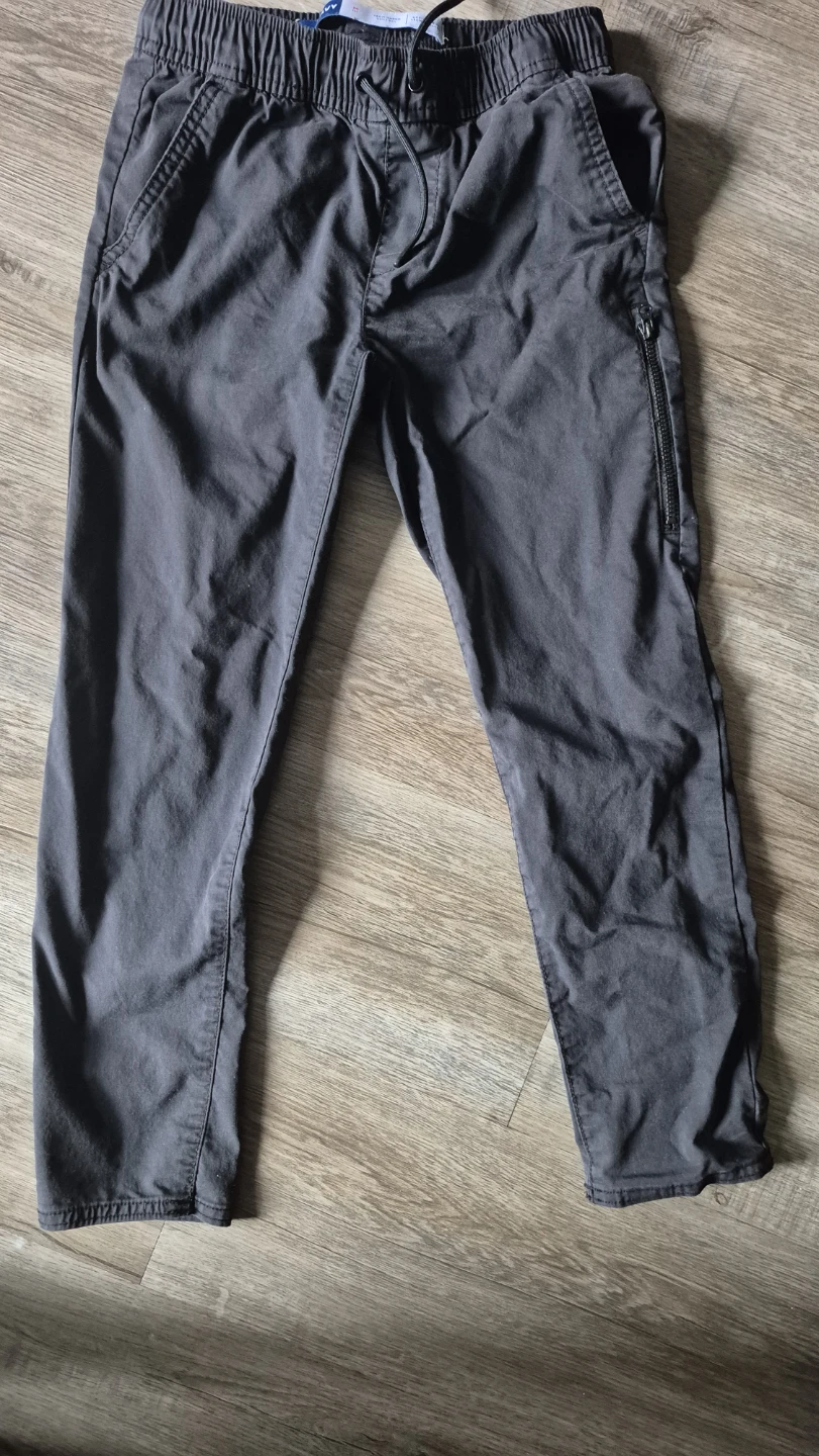 Old Navy Tech Taper Quick Dry Pants 2pairs !
