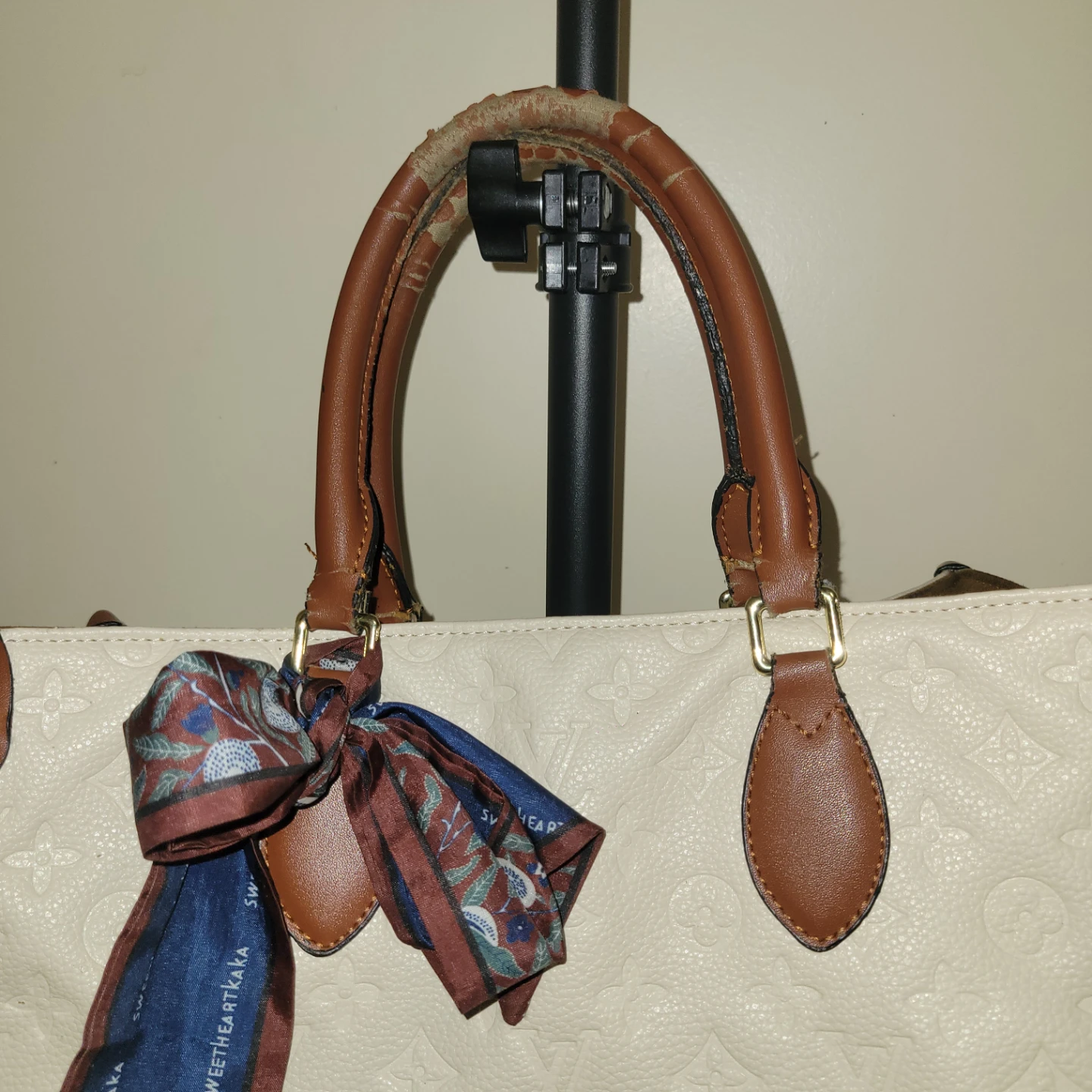 White  Bag with Scarf - photo 2