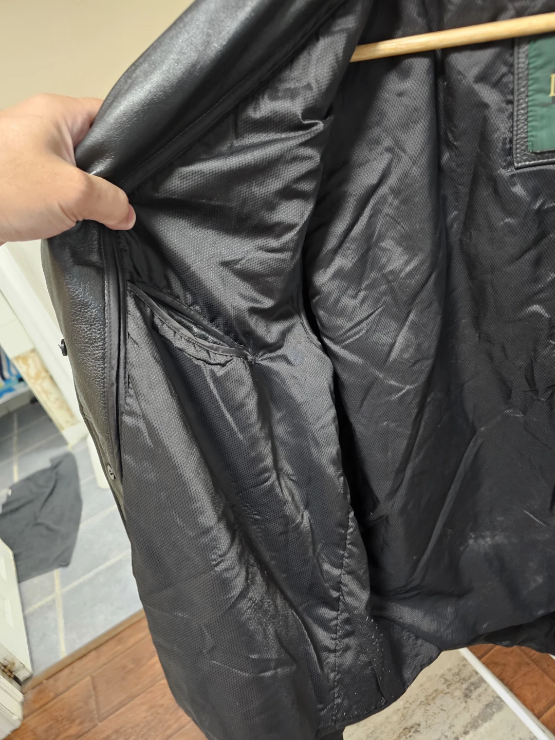 Danier Black Leather Jacket - Size L - photo 4