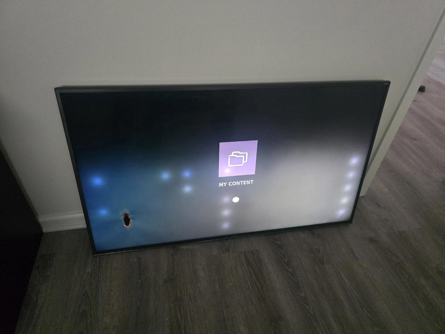 2 free TVs 55" and 40" - photo 4