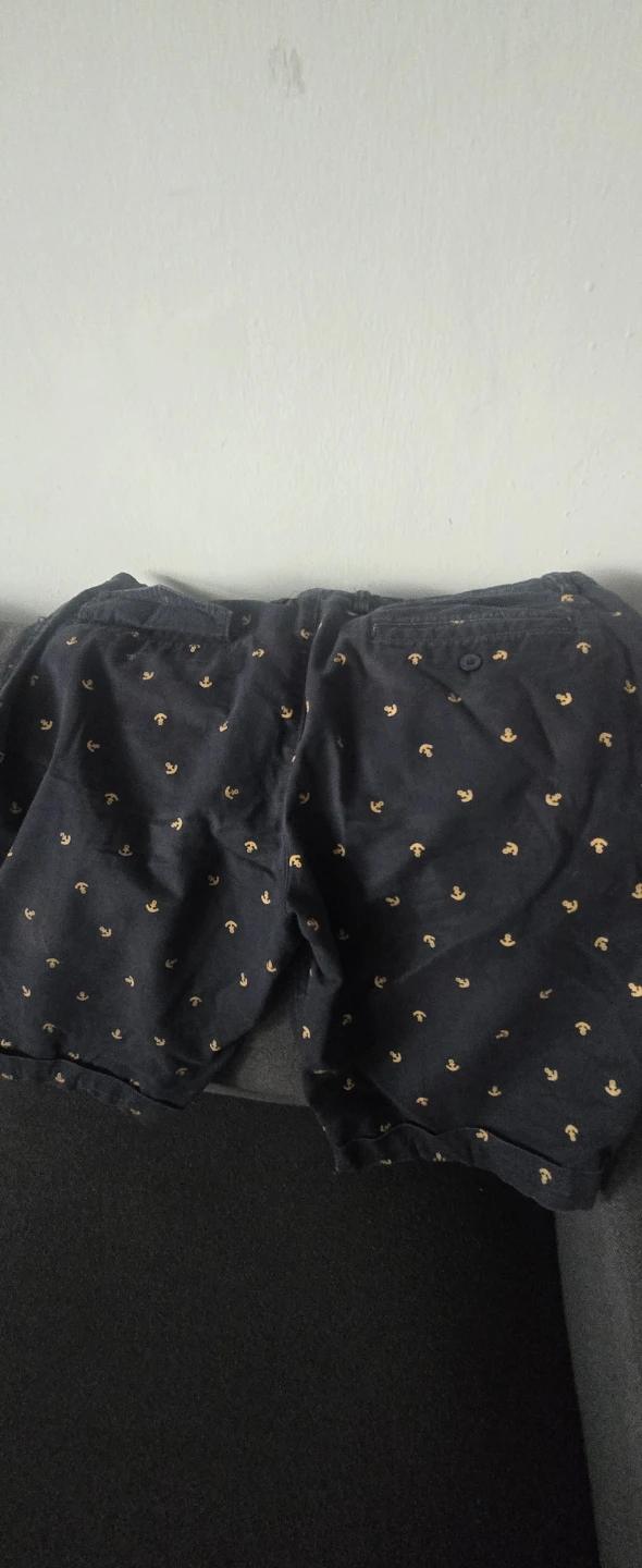 6 Men's Plaid Cargo Shorts - photo 2