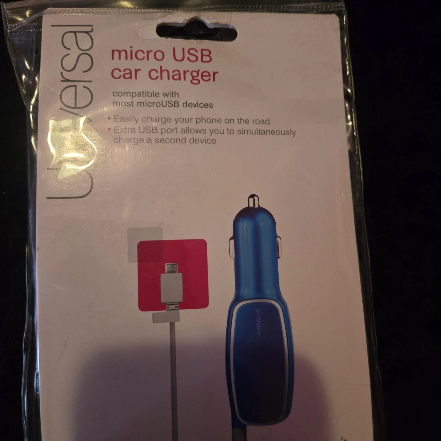 Car charger - photo 2