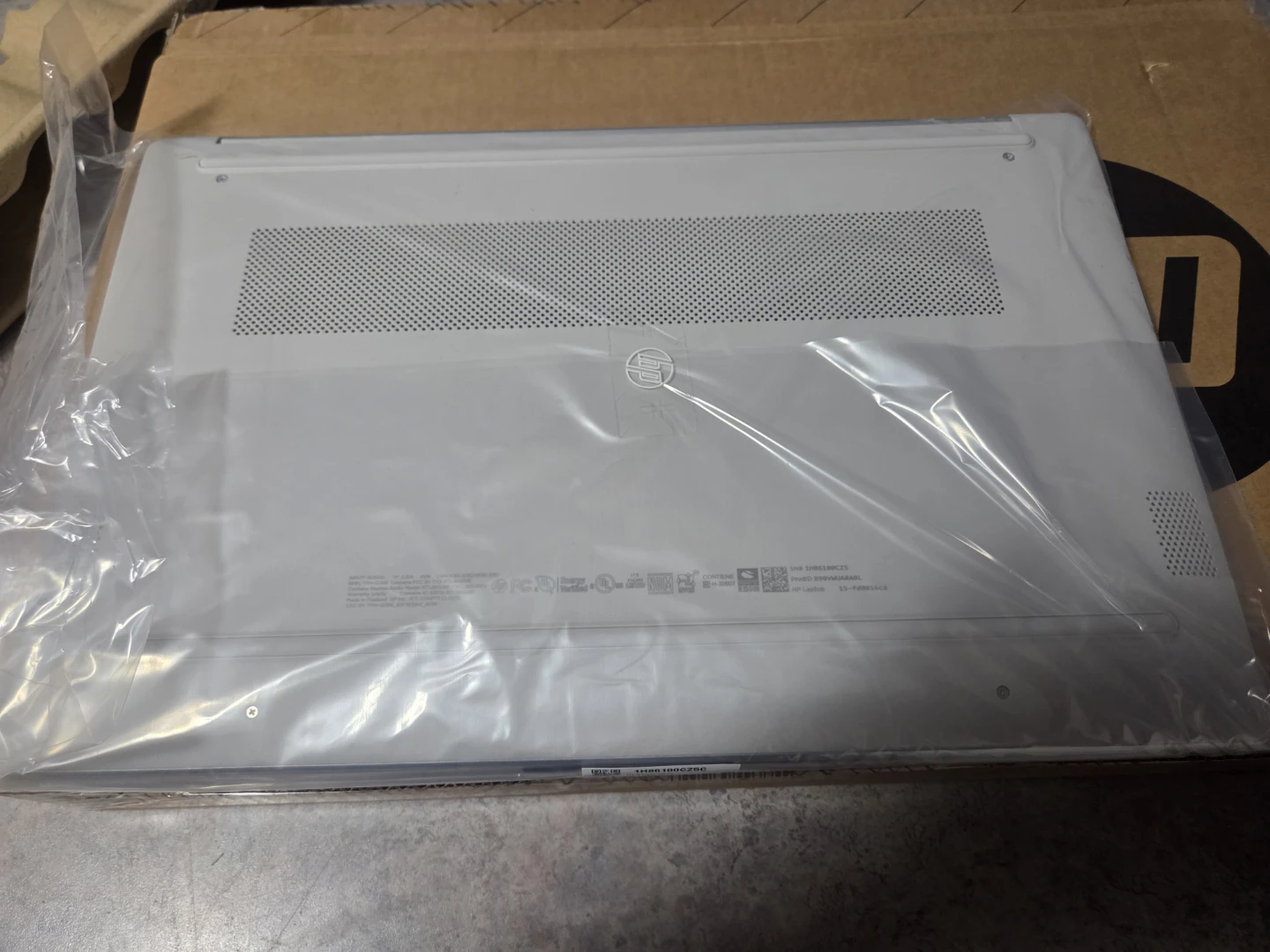 HP Laptop 15-fd0016ca with Intel Processor - photo 4