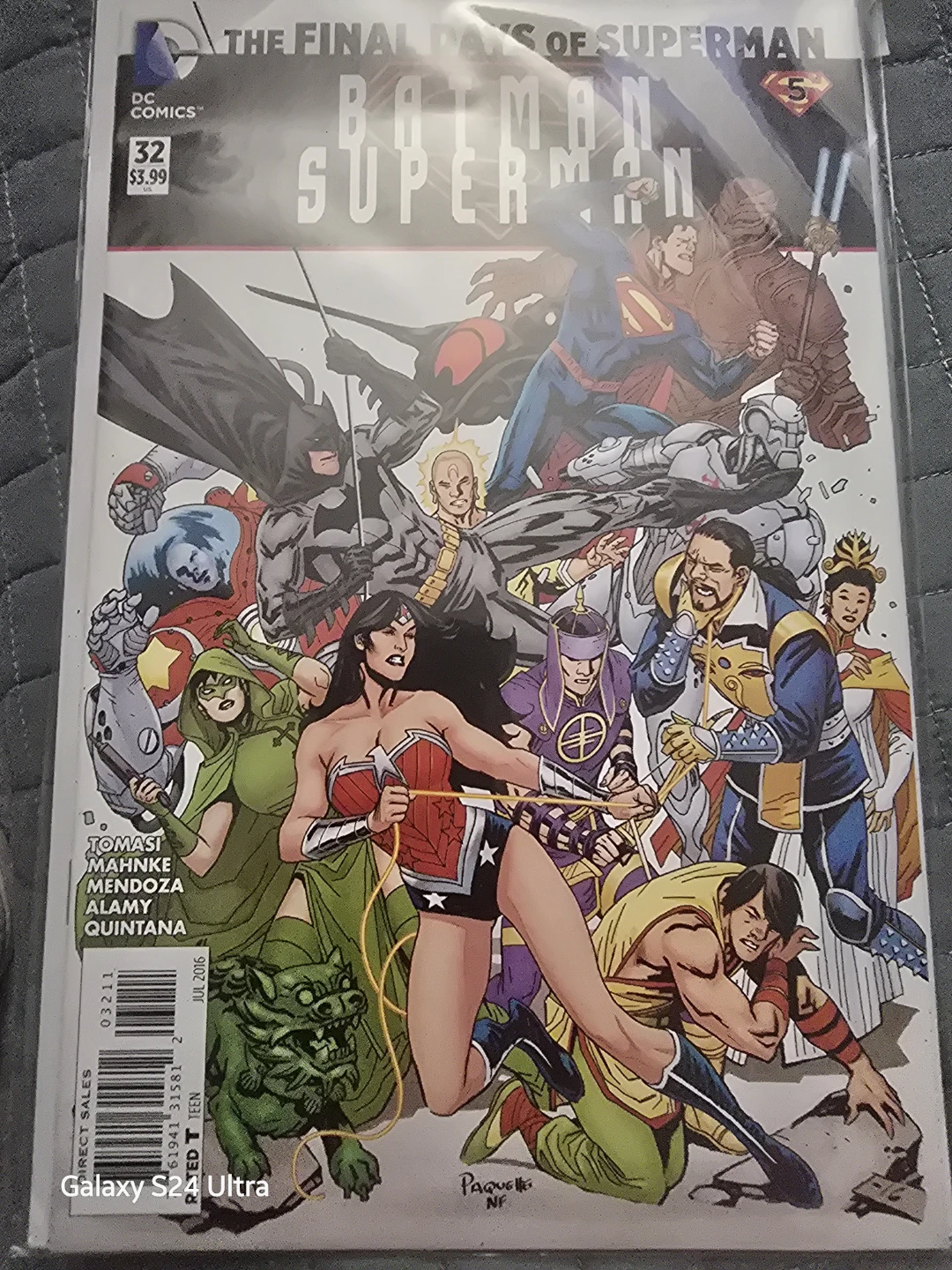 Batman/Superman #32 Comic Book