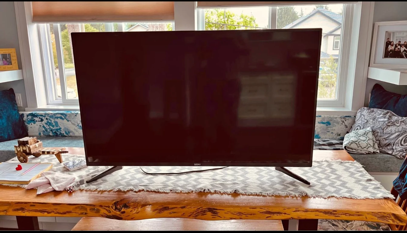 Seiki 50" 4K UHD Smart TV SC-50UK70ON