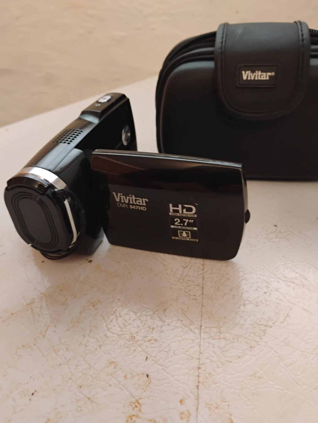 Vivitar DVR 847HD Camcorder with 2.7" LCD - photo 2
