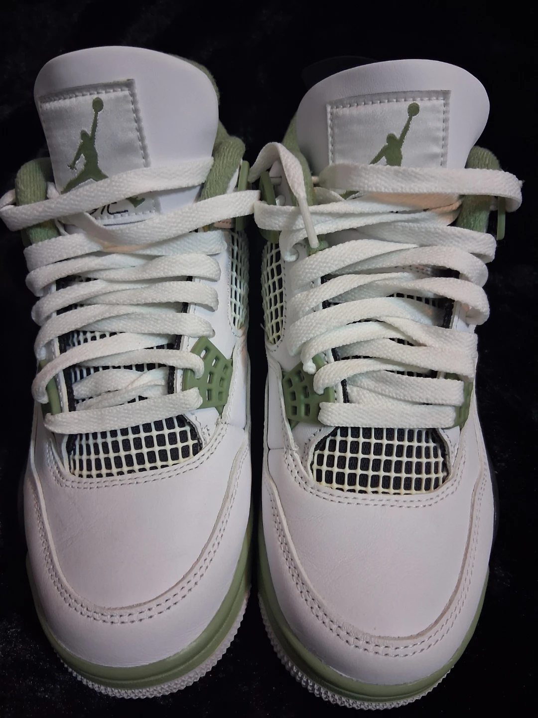 Air Jordan 4 Retro Shoes - photo 3