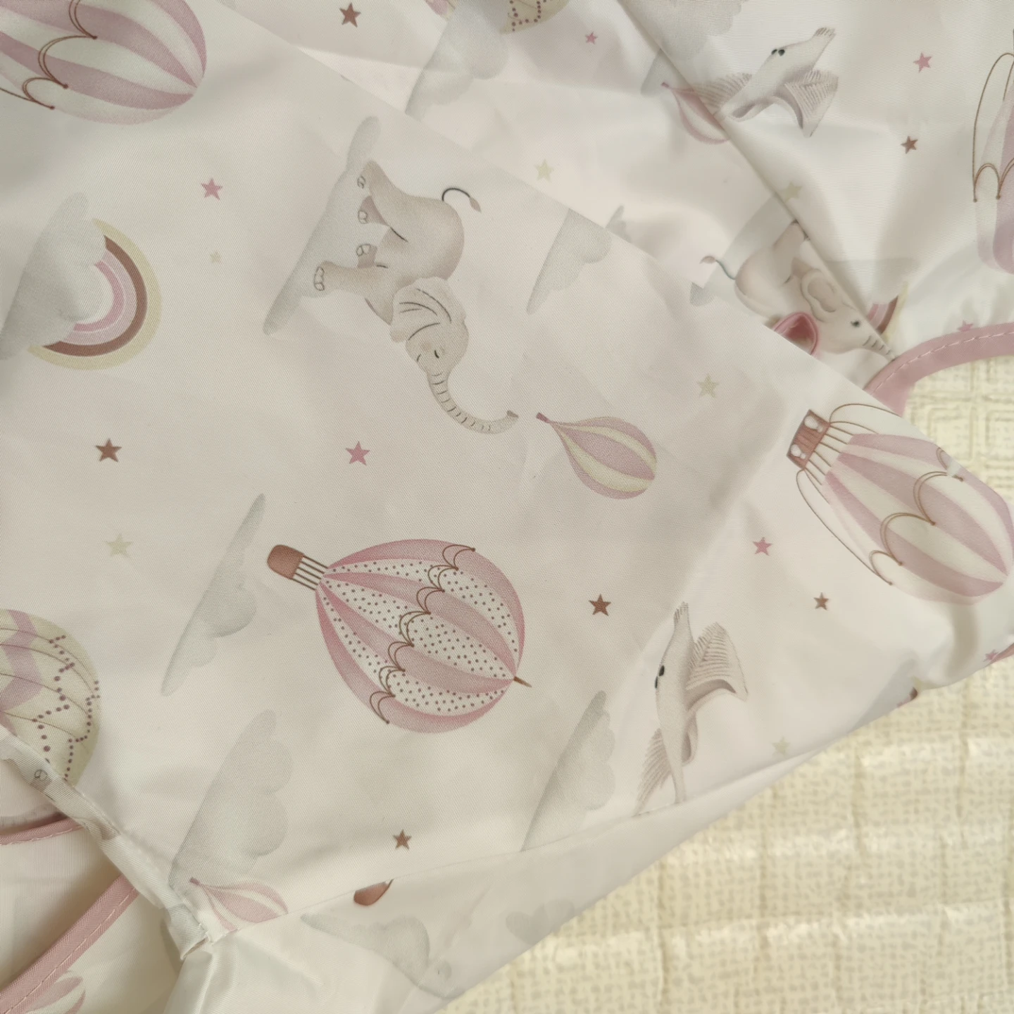 New Baby Bib with Long Sleeves - Hot Air Balloon Print - photo 4