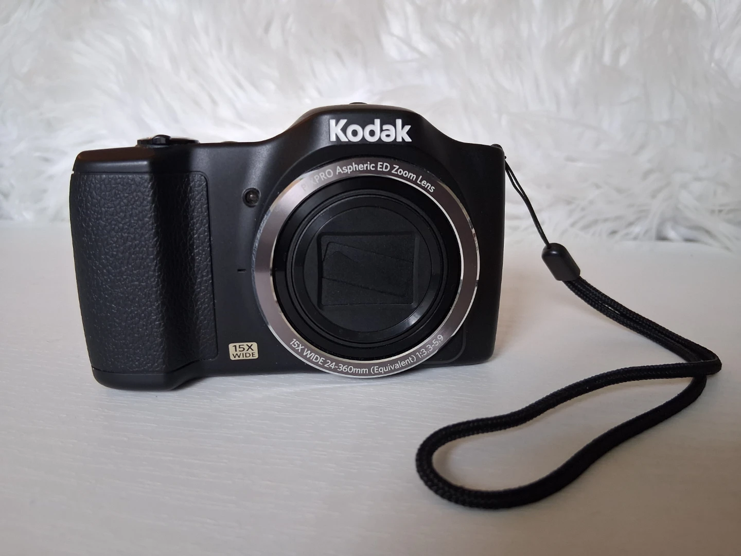 Kodak PixPro Fz152 Aspheric Ed Zoom Lens 3inch Digital Camera - photo 4