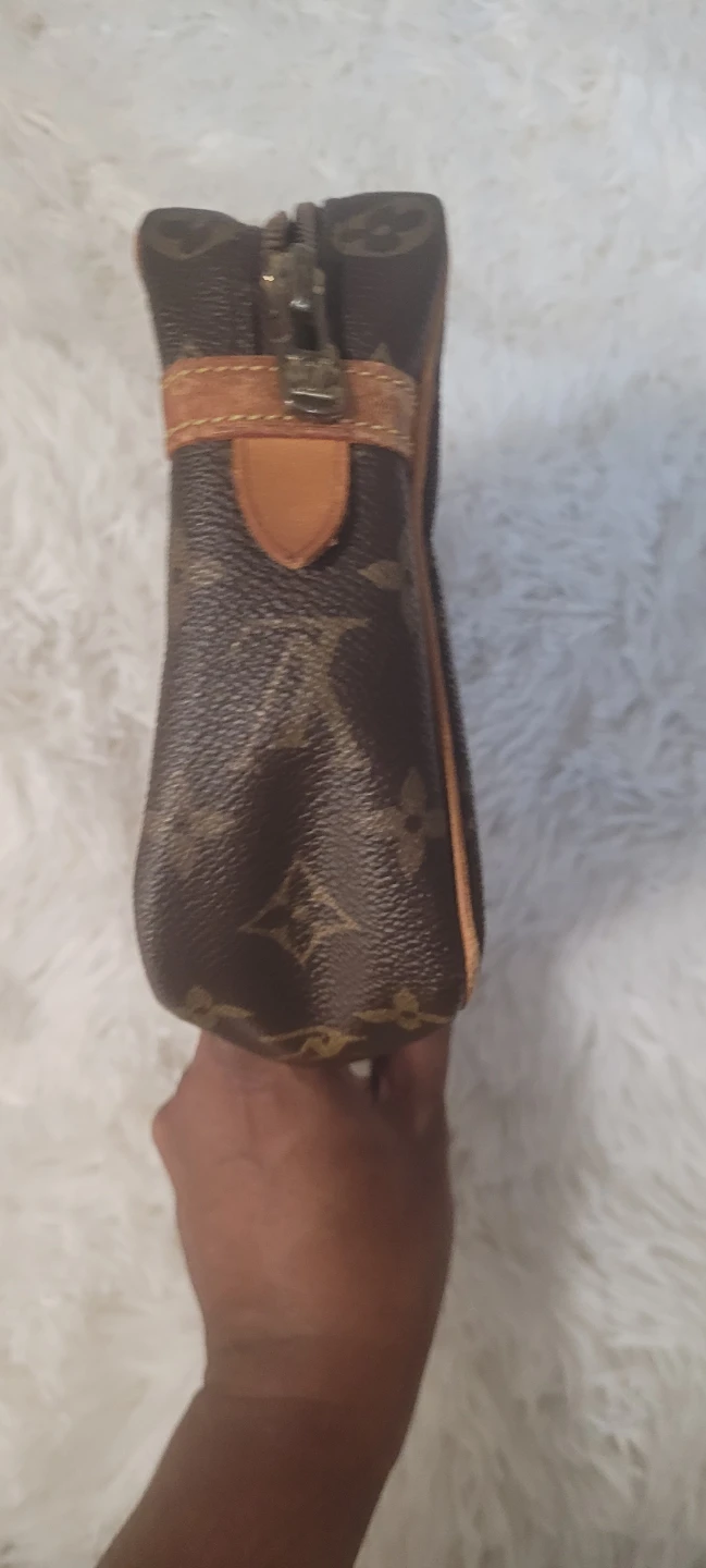 LOUIS VUITTON Monogram Compiegne 23 Clutch Bag - photo 3