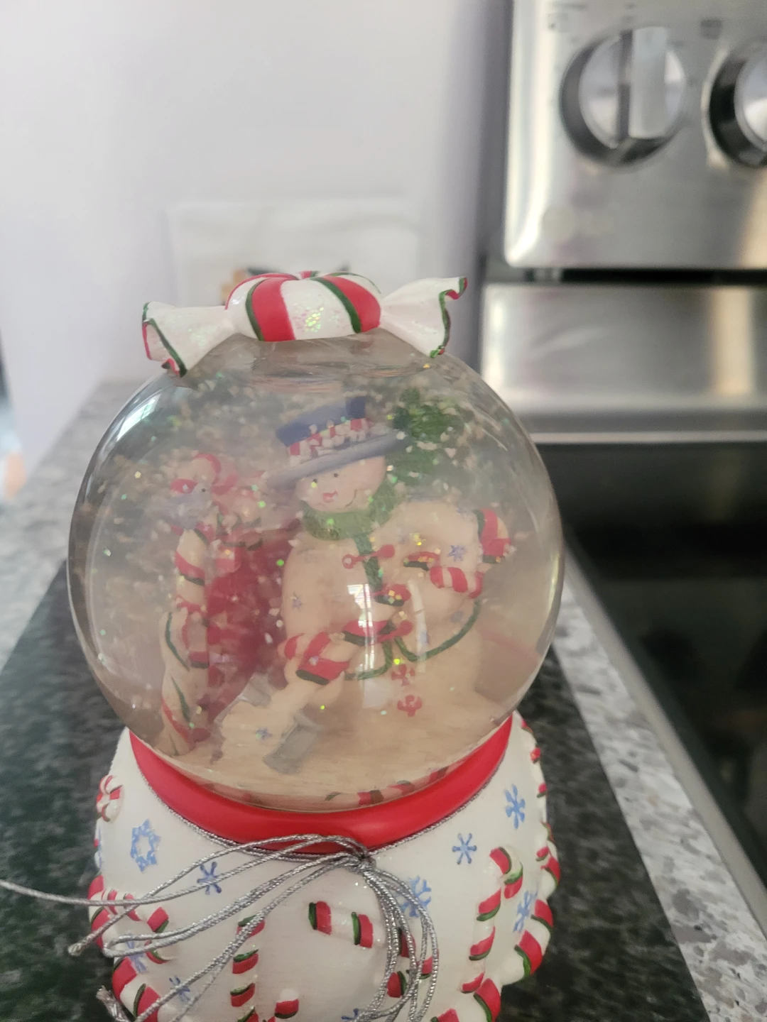 Musical Snowglobe - photo 2