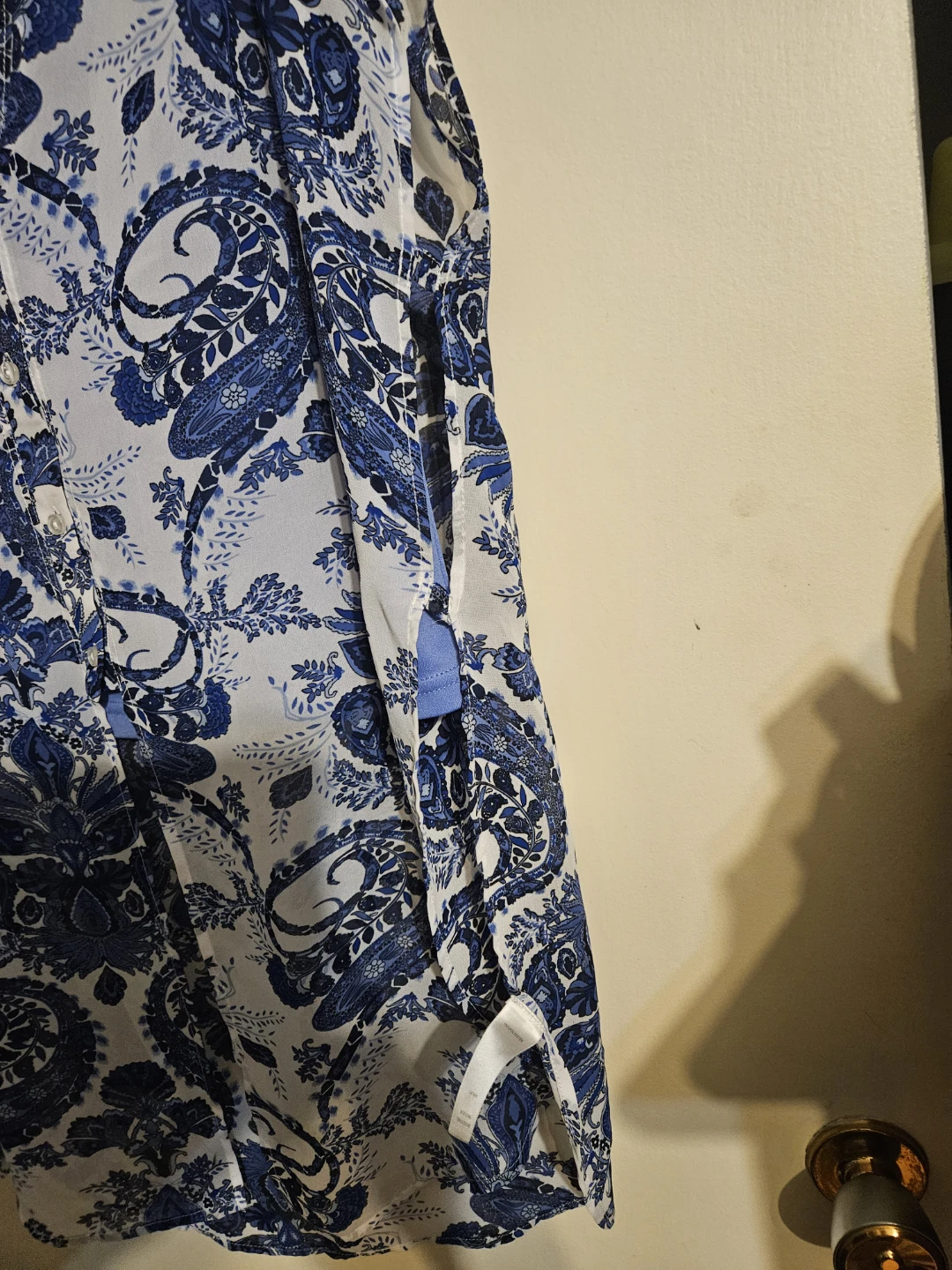 Cleo Petites Blue & White Paisley Sleeveless Blouse - photo 2