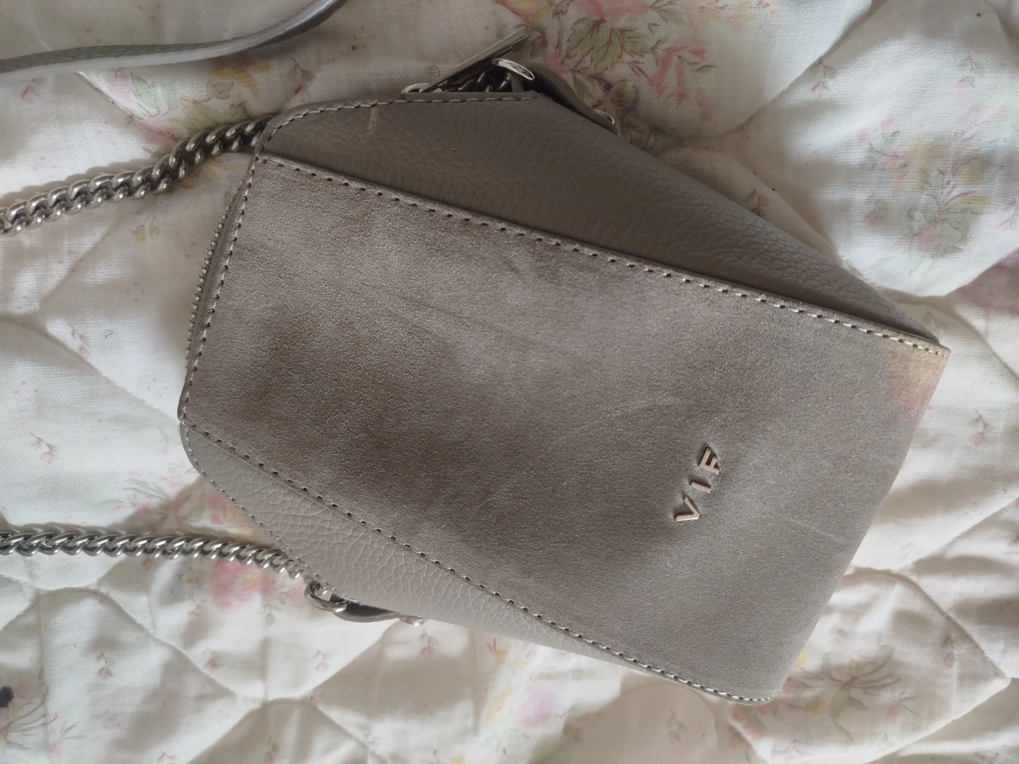 VIF Grey Leather Crossbody Bag with Chain Strap - photo 2