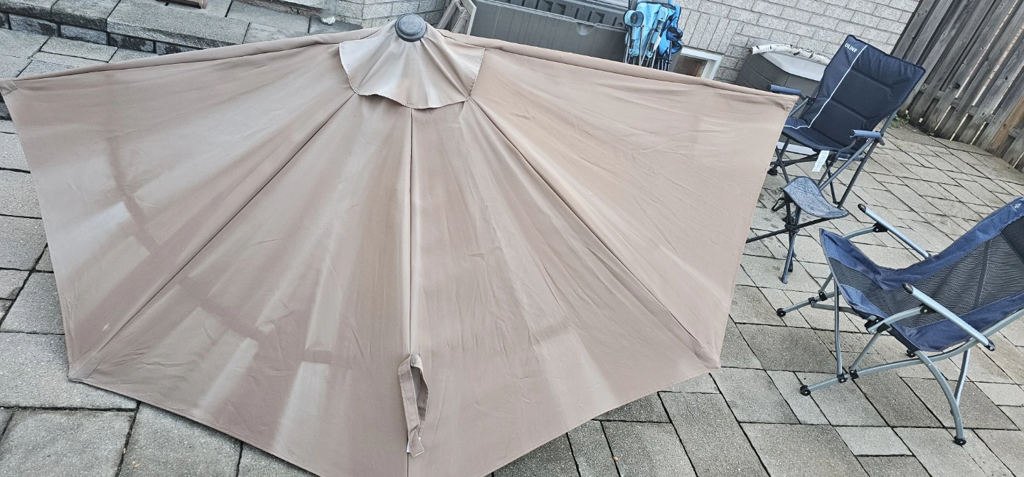 Green and brown patio umbrellas - photo 4
