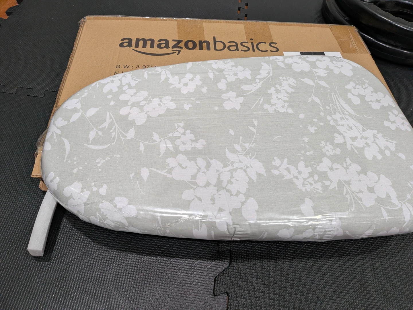 AmazonBasics Tabletop Ironing Board