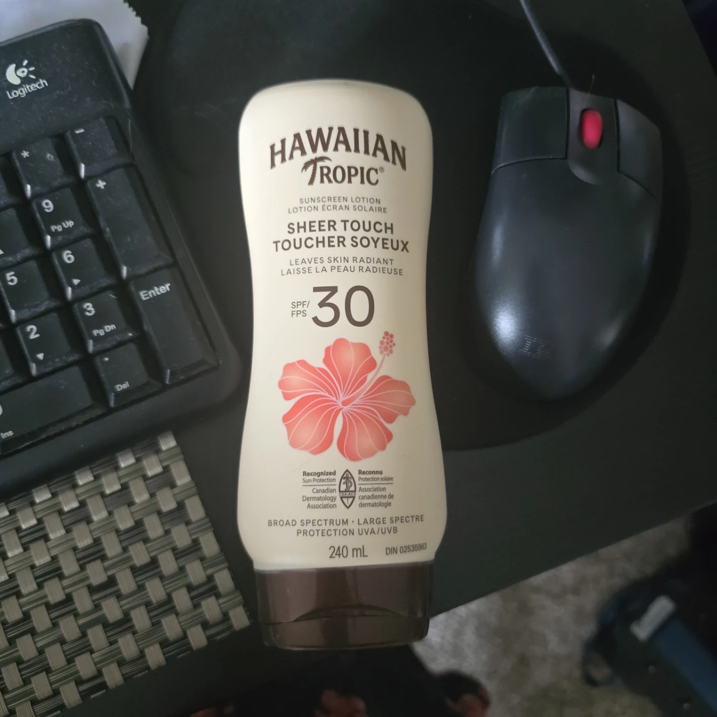 Hawaiian Tropic Sheer Touch Lotion SPF 30 Sunscreen 240 mL