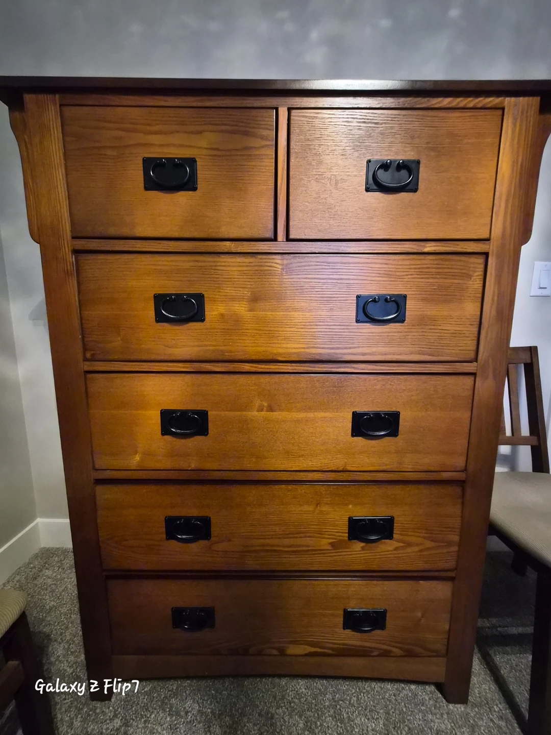 Wooden Queen Bed Frame and Dresser Set - photo 4