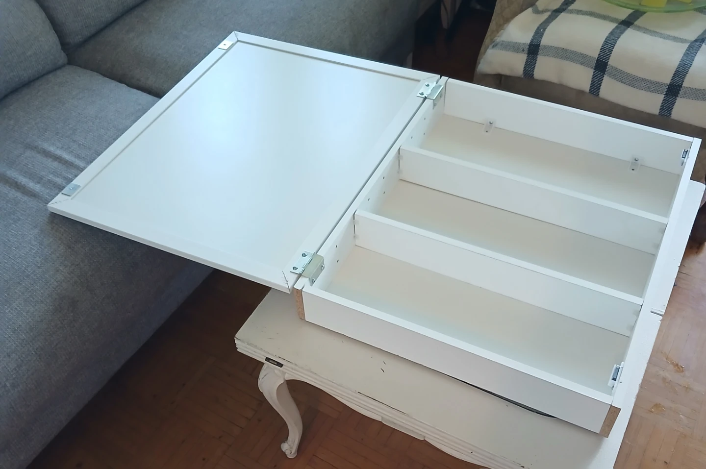 White Medicine Cabinet with Mirror - photo 3