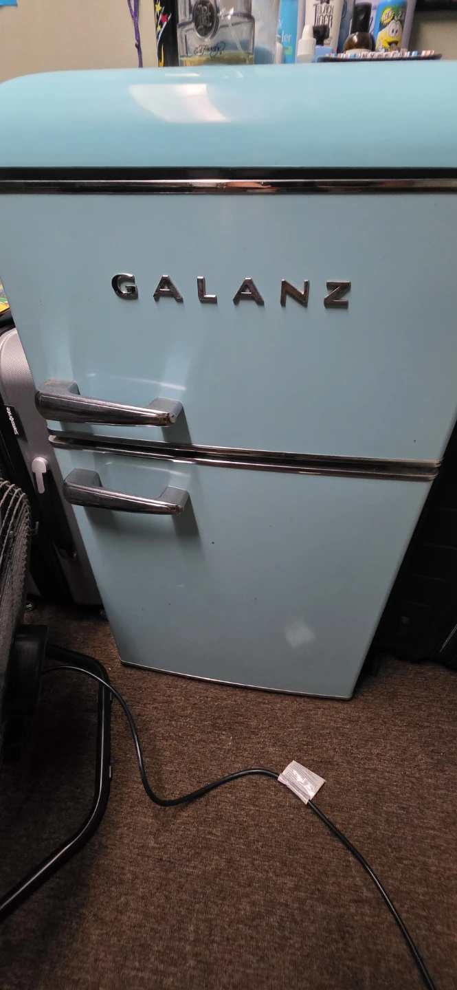 Galanz Retro Mini Refrigerator