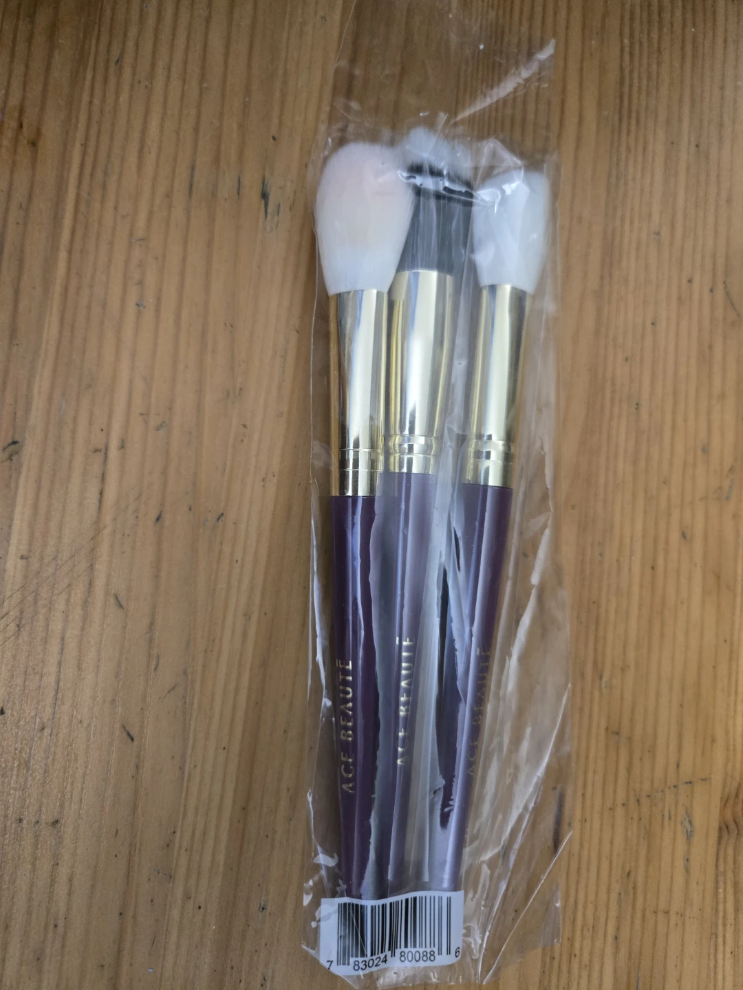 Makeup brushes