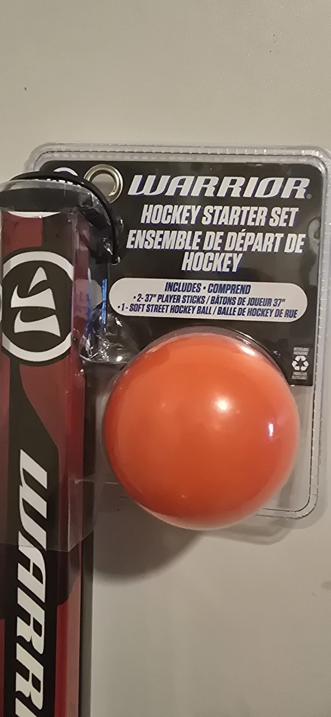 Warrior Hockey Starter Set with 2 Sticks and Ball - photo 3