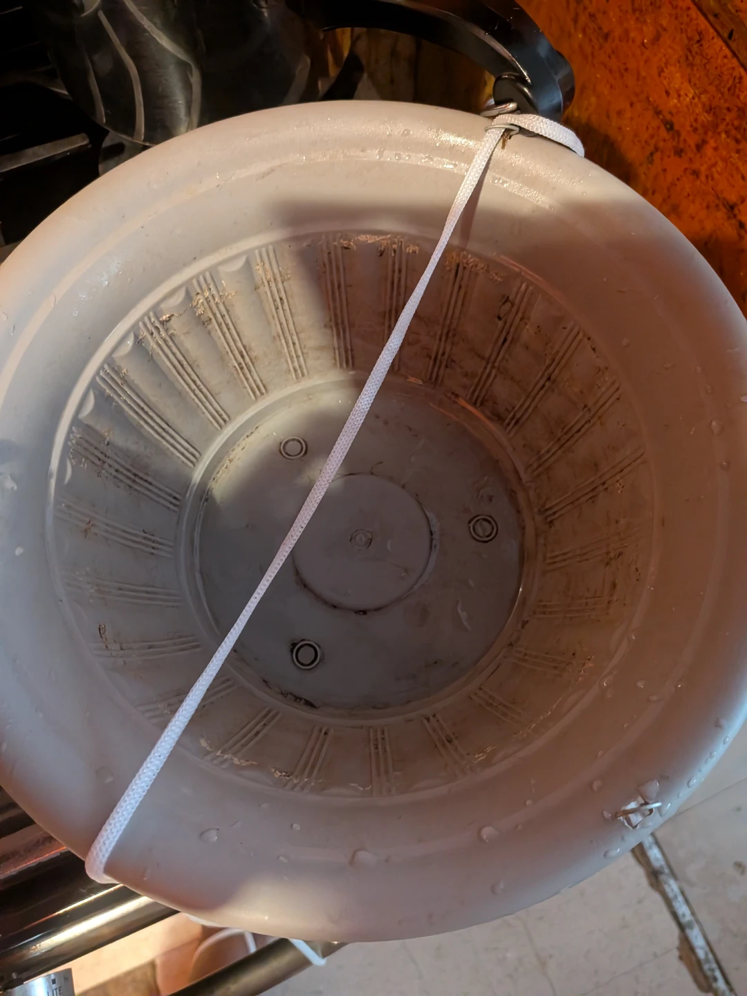 Large Plastic Hanging Planter Pot - photo 2