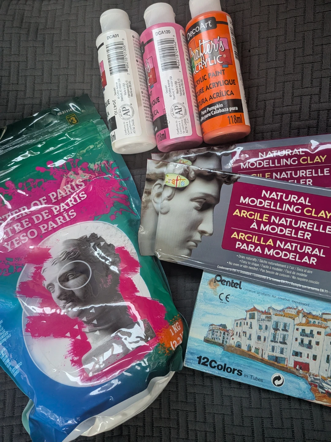 Lot craft items acrylic & water  paint, clay, plaster of Paris - photo 2