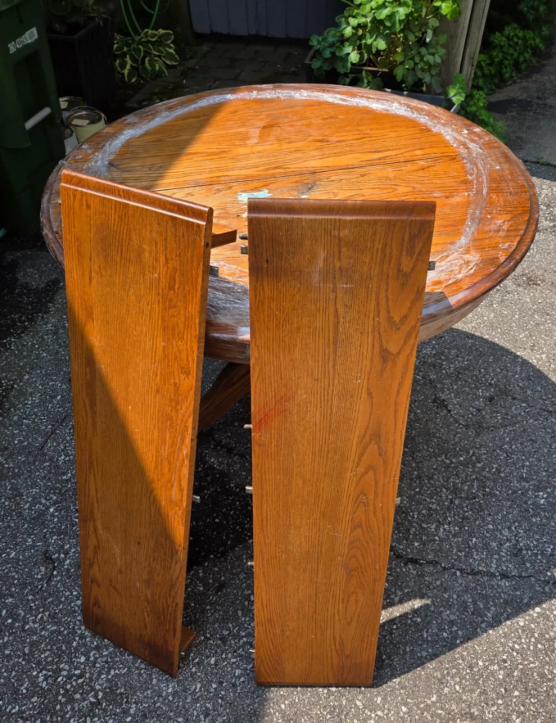 Table - photo 2