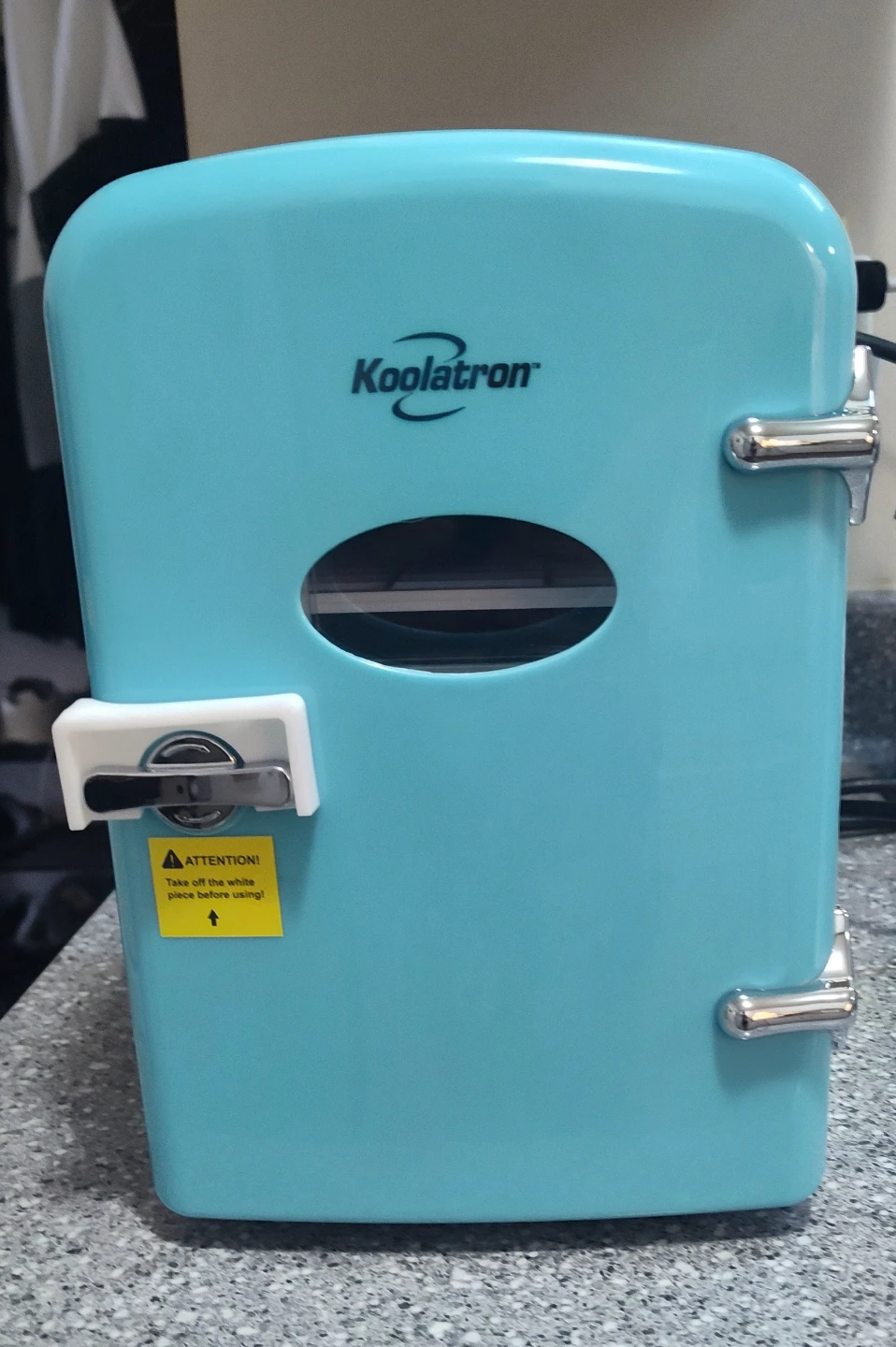 BN Retro Mini Fridge - photo 3