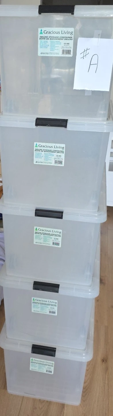 5 Plastic Storage Containers